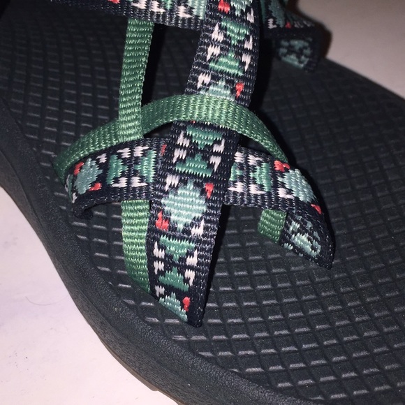 Chaco Sandals sizes 7,9, and 10 New without Tags - Picture 8 of 8